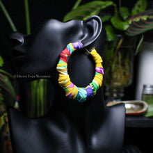 Load image into Gallery viewer, Fabric Wrapped Hoops - Tropical - Chunky
