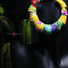 Load image into Gallery viewer, Fabric Wrapped Hoops - Tropical - Chunky
