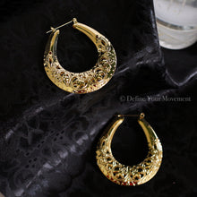 Load image into Gallery viewer, Gold Hoops - Swirled and Teardrop - 3.5 Inches
