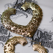 Load image into Gallery viewer, Gold Hoops - Swirled Hearts - 3.5 Inches
